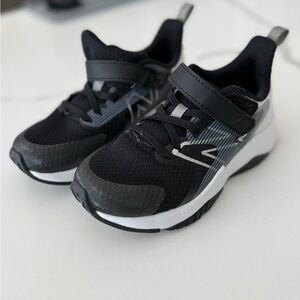 Kids New Balance-Rave Run v2 Sneaker